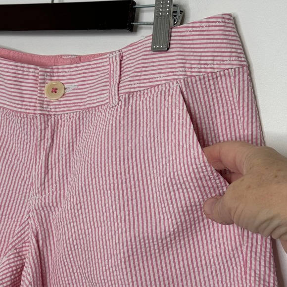 Lilly Pulitzer pink seersucker shorts - Picture 3 of 9